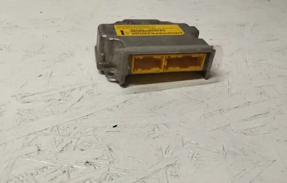 Mitsubishi Lancer VIII Airbag control unit/module P8635A060