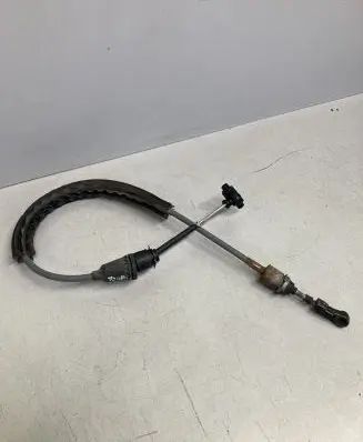 Volkswagen Touran I Gear shift cable linkage 1T0713265F