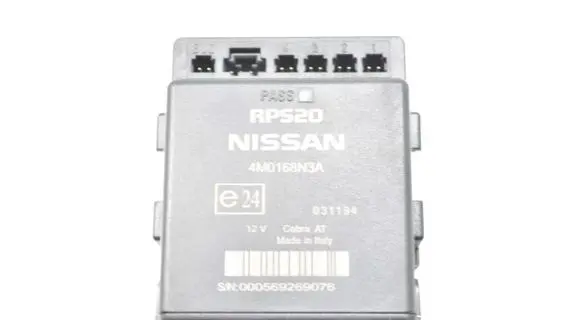 Nissan Qashqai Parking PDC control unit/module 4M0168N3A