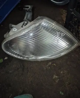 Volkswagen Sharan Front indicator light 185133B