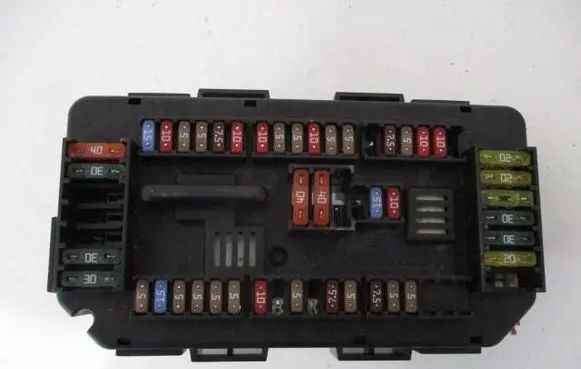 BMW 1 F20 F21 Fuse module 922487903 6114V7 90200112