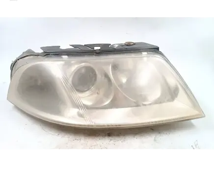 Volkswagen PASSAT B5.5 Headlight/headlamp 3B0941016