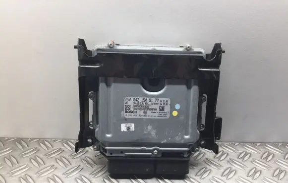 Mercedes-Benz E W211 Engine control unit/module A6421509177 0281014328