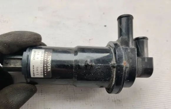 Lexus RX 300 Electric auxiliary coolant/water pump 0641001080 5H11