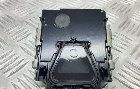 Windshield/windscreen camera