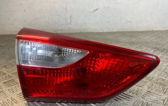 Hyundai i30 Tailgate rear/tail lights E96697 E96729