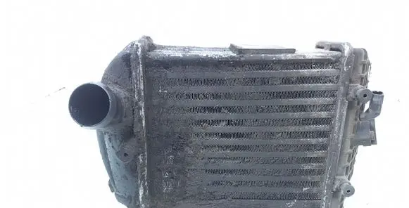 Audi A4 S4 B6 8E 8H Intercooler radiator 8E0145805E 0281002399 038906051B