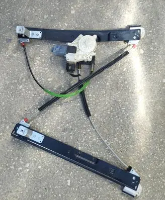 Ford Mondeo MK IV Front window lifting mechanism without motor