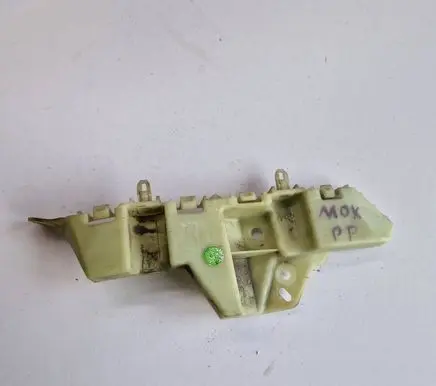Opel Mokka X Front bumper mounting bracket