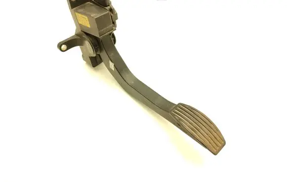Iveco Daily 35 - 40.10 Accelerator throttle pedal 504061735 0281002633 689300920