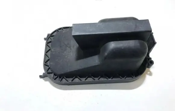 Ford Scorpio Headlight/headlamp dust cover 1305239086