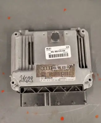 Seat Ibiza IV (6J,6P) Engine control unit/module 03l906018km 0281018748