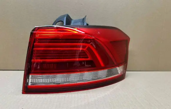 Volkswagen PASSAT B8 Rear/tail lights 3G9945096D
