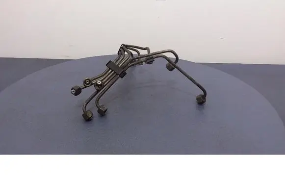 Audi A6 S6 C5 4B Fuel line pipe R33025