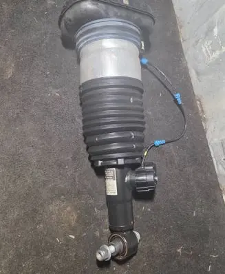 BMW X7 G07 Air suspension rear shock absorber 9217668 Z23336AR0515 16067310