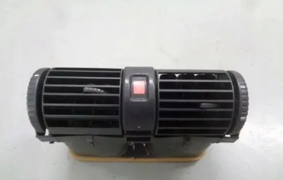 Opel Astra G Dash center air vent grill