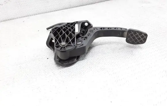 Clutch pedal