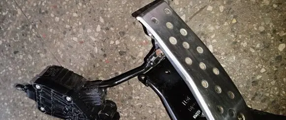 Honda Accord Accelerator throttle pedal 1988007760