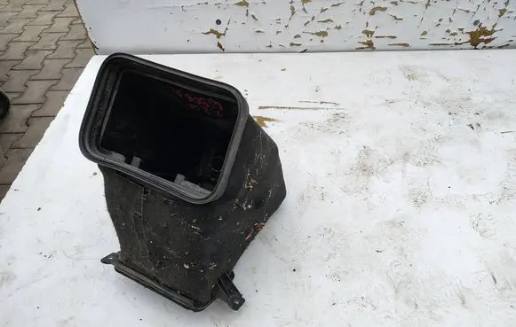 Mercedes-Benz Sprinter W906 Intake resonator 
