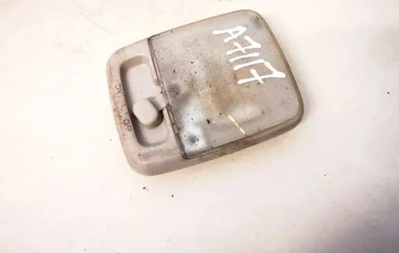 Nissan X-Trail T30 Rear seat light