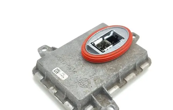 Mercedes-Benz B W246 W242 Headlight ballast module Xenon A1669002800 10EEG110011 130732931201