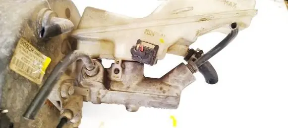 Toyota Avensis T250 Master brake cylinder 