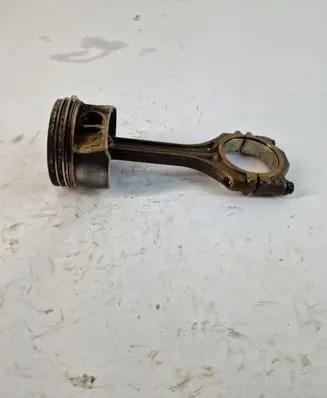Volkswagen Touran I Piston 