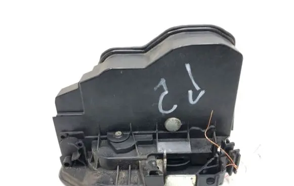Mini Cooper Countryman R60 Front door lock 7318416