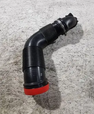 Audi Q3 F3 Air intake hose/pipe 5QF129654AA 2660101 5QA129656