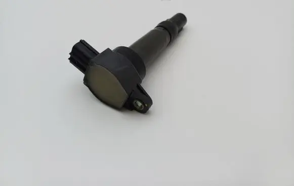 Mitsubishi Colt High voltage ignition coil MN195616