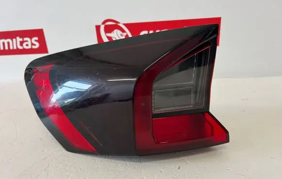 Rear/tail lights