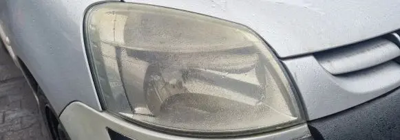 Peugeot Partner Headlight/headlamp