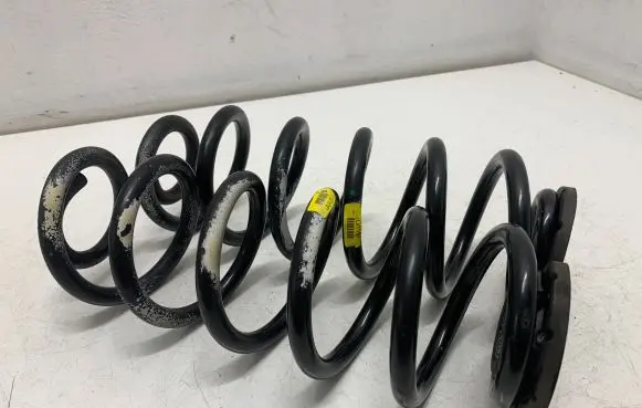Opel Astra K Front coil spring 13369945