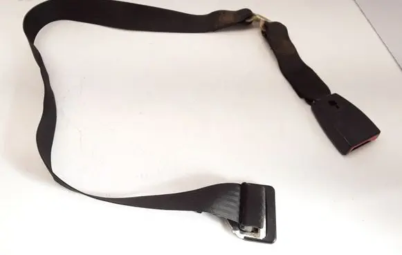 Mercedes-Benz W123 Middle seatbelt (rear) 1238607485