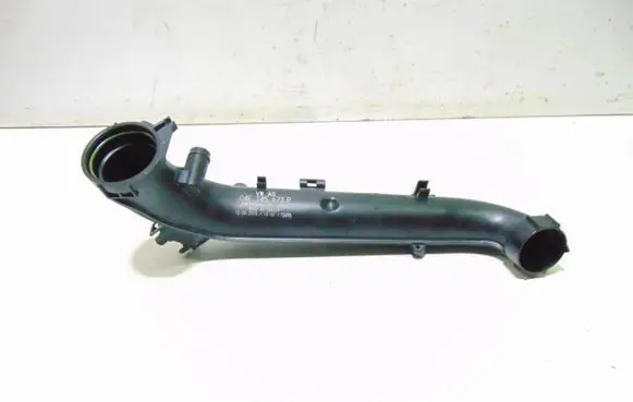 Volkswagen Polo VI Coolant pipe/hose 