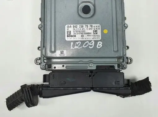 Mercedes-Benz CLK A209 C209 Engine control unit/module A6421507978