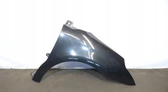 Nissan Primera Fender