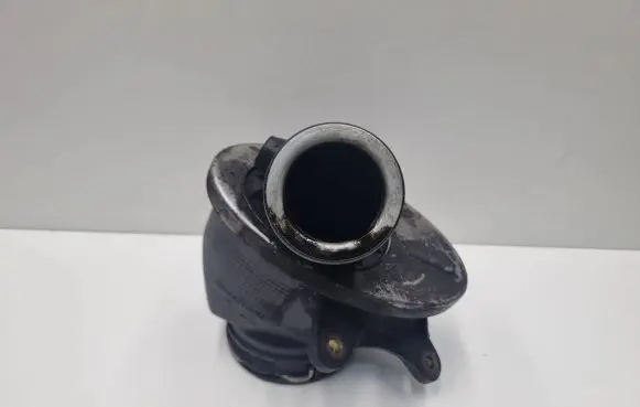 Mercedes-Benz C W204 Intake resonator A6460981007 6460981007