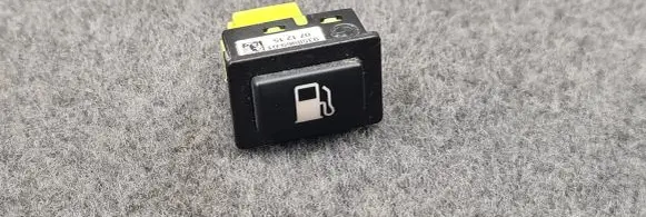 BMW 3 F30 F35 F31 Fuel tank opening switch 9358969 071215