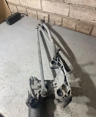 Ford Focus C-MAX Front wiper linkage and motor 3M5117504AG 3397020600