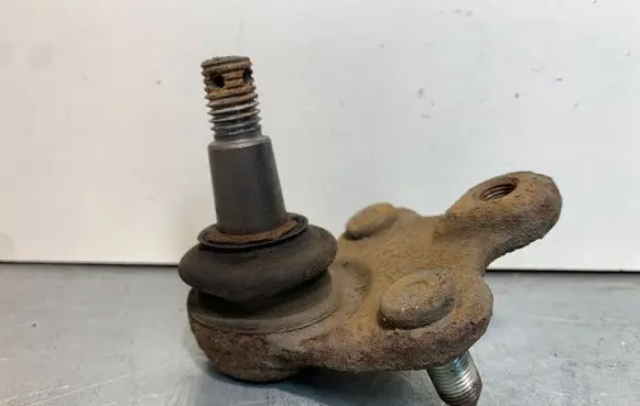 Honda Civic IX Front ball joint 