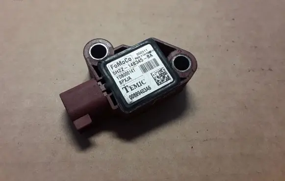 Land Rover Discovery 3 - LR3 Airbag deployment crash/impact sensor 5H2Z14B345BA YDB000141 00009403A6