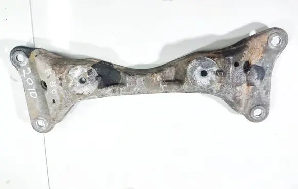 BMW 3 E90 E91 Engine mounting bracket 22316797534 68572910