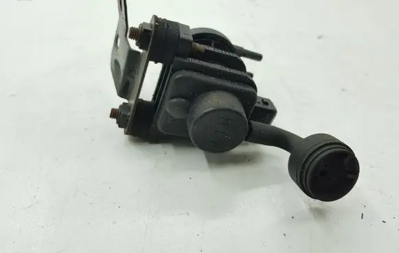 Vacuum valve
