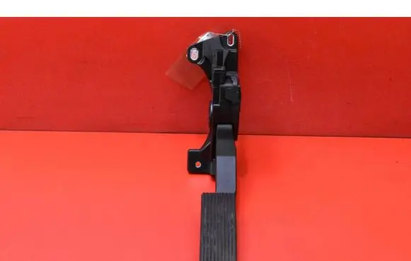 Jeep Grand Cherokee Accelerator throttle pedal 52124785AF