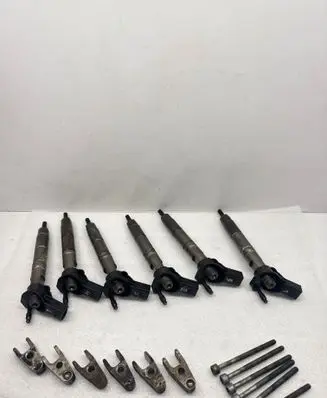 Fuel injectors set