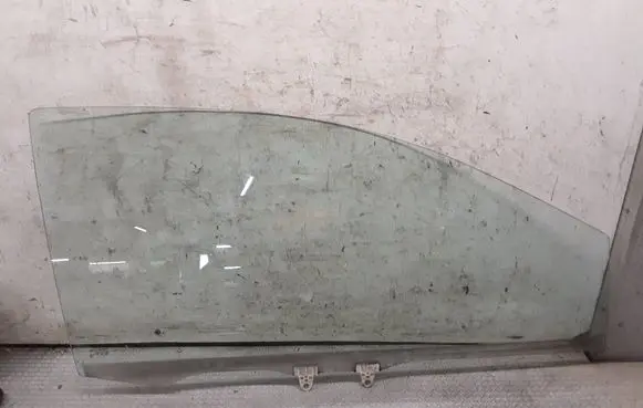 Renault Twingo II Front door window/glass (coupe)