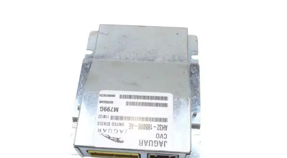 Land Rover Range Rover Sport L320 Air suspension control unit module (rear) AH3218B008AE