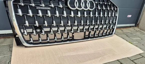 Audi A8 S8 D5 Front grill