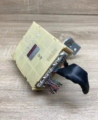 Toyota Avensis Verso Other control units/modules 8865044210 0771005520